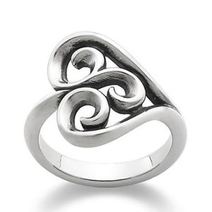James Avery Swirl Heart Ring